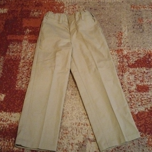 Kids size 5 uniform polos and pants - Picture 2 of 10